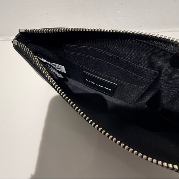 NWT Marc Jacobs x Wizard of Oz wristlet elphaba - Picture 3 of 4